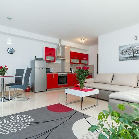 Apartment Jurasin Kaštela エクステリア 写真