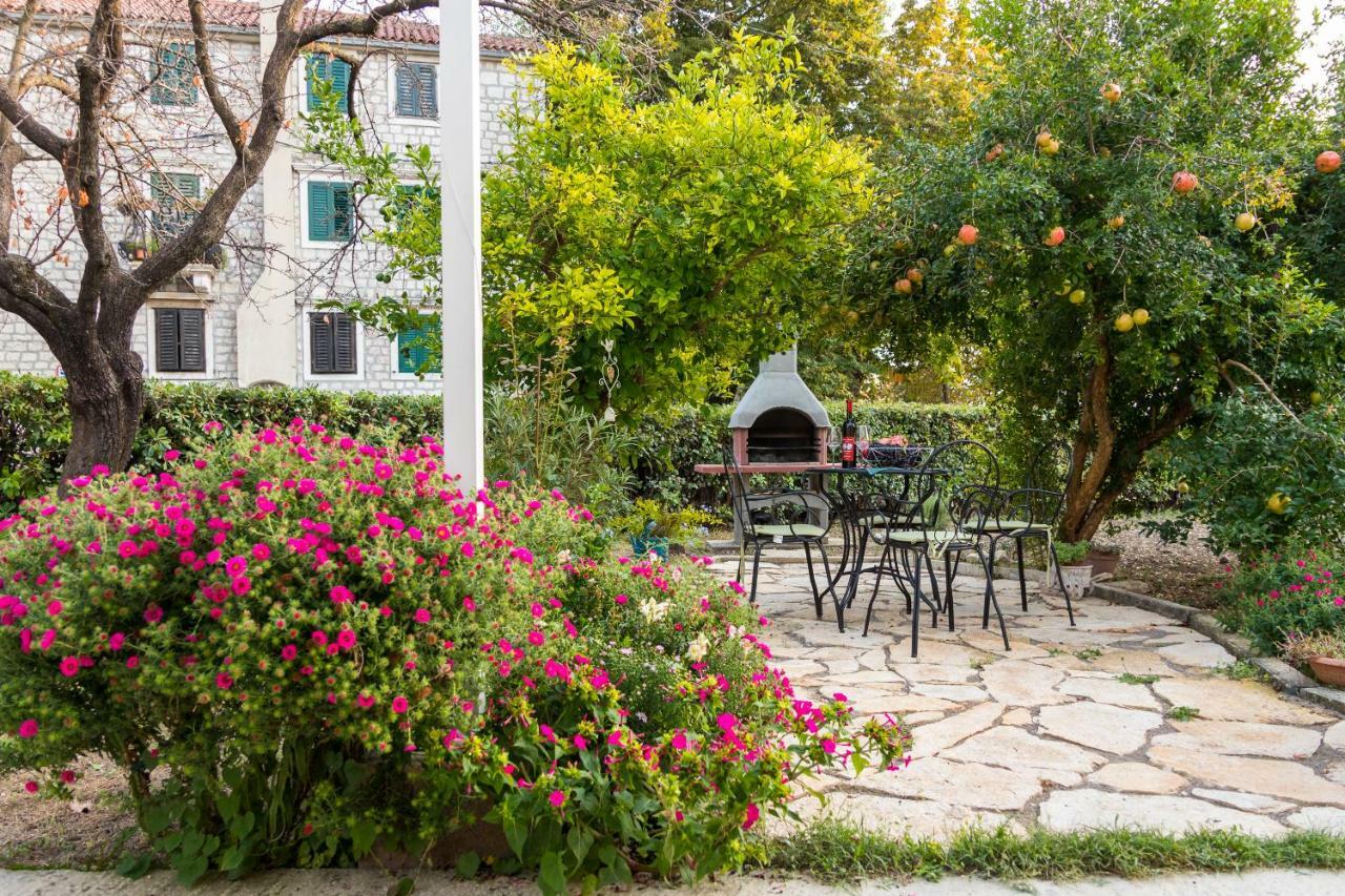 Apartment Jurasin Kaštela エクステリア 写真