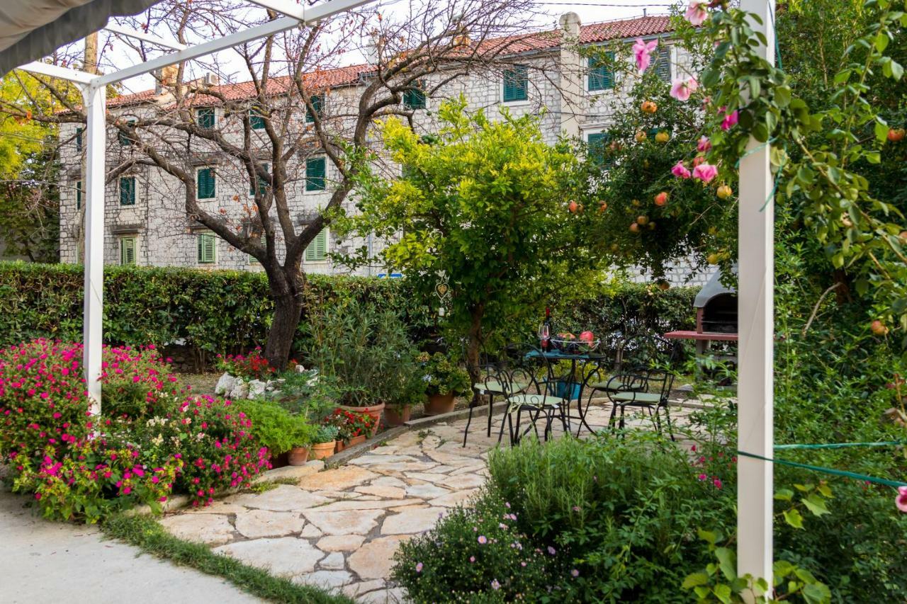Apartment Jurasin Kaštela エクステリア 写真