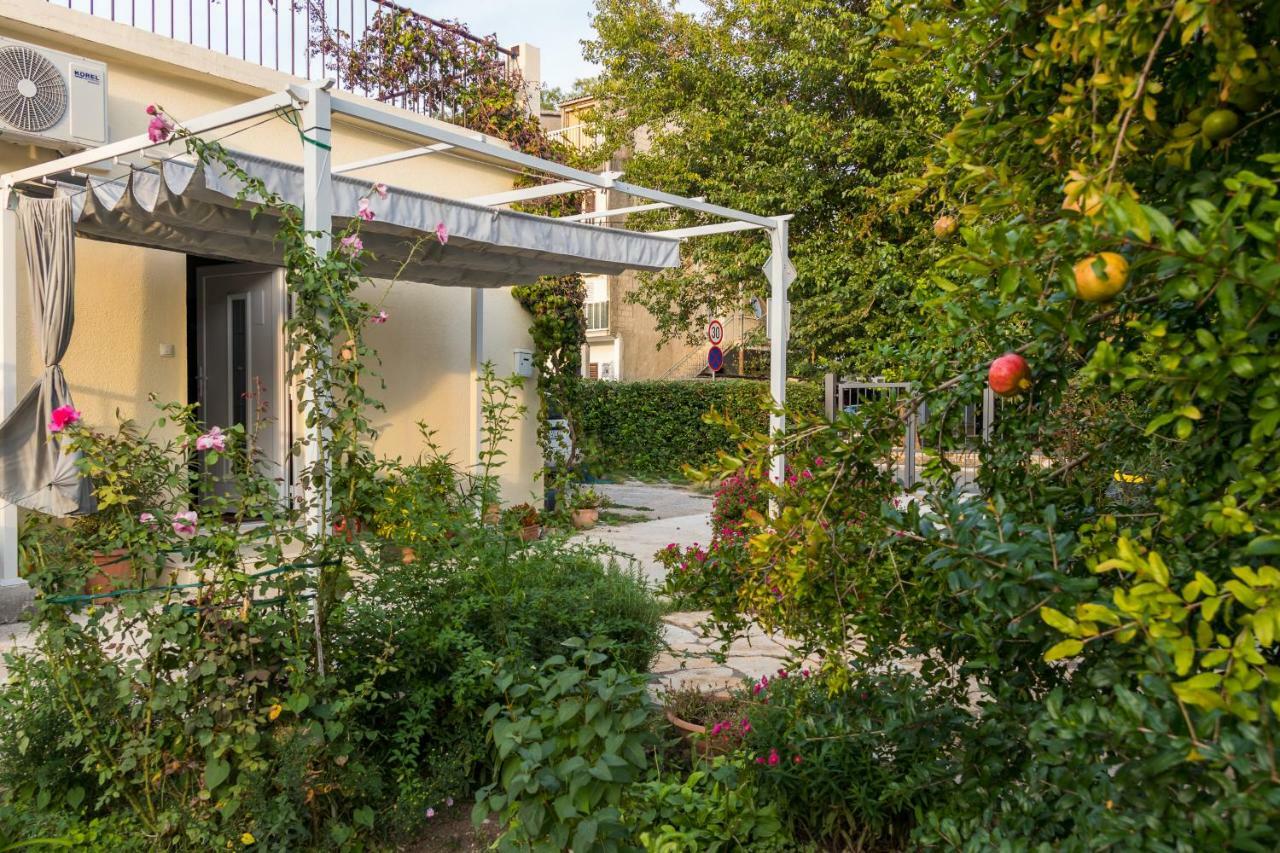 Apartment Jurasin Kaštela エクステリア 写真